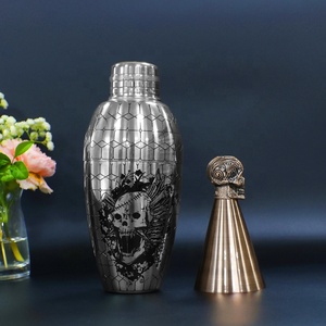 Shaker à cocktails en métal <span class=keywords><strong>de</strong></span> luxe gravé RTS Shaker-Creative - Pichet à <span class=keywords><strong>cocktail</strong></span> en trois sections <span class=keywords><strong>de</strong></span> 500 ml - Outil <span class=keywords><strong>de</strong></span> mélange durable - Outil <span class=keywords><strong>de</strong></span> <span class=keywords><strong>barman</strong></span> - Product Image 3