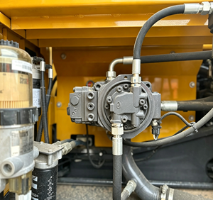 Excavadora de cadenas XE205GA amarilla de servicio pesado para movimiento de tierras, 1 año de garantía, 129 kW de potencia, cucharón de 1.1 m, motor de excavación de alta profundidad, caja de cambios. - Product Image 6