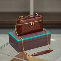 Sac mini bandoulière fourre-tout haut de gamme pour femme en cuir pleine fleur gaufré motif crocodile style rétro avec fermeture éclair et chaîne