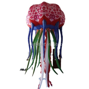 Méduse gonflable éclairée <span class=keywords><strong>Alice</strong></span> <span class=keywords><strong>au</strong></span> <span class=keywords><strong>pays</strong></span> <span class=keywords><strong>des</strong></span> <span class=keywords><strong>merveilles</strong></span> - Product Image 2