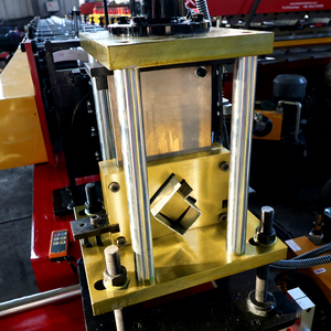 สายการผลิตเหล็กโครงสร้างแบบม้วนขึ้นรูปด้วยระบบควบคุม PLC สำหรับเหล็กหนา ออกแบบมาเพื่อการผลิตโครงสร้างรับน้ำหนัก - Product Image 1