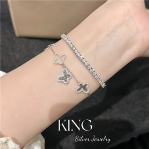 สร้อยข้อมือรูปผีเสื้อ เงินแท้ 925 ชุบทอง ประดับคริสตัลและเพชรเทียม เครื่องประดับสำหรับผู้หญิงใส่ได้ทุกวัน - Product Image 5