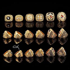 Juego de Anillos de Campeonato de los Pittsburgh Steelers de Aleación al por Mayor, Años 1974, 1975, 1978, 1979, 2005 y 2008, <span class=keywords><strong>6</strong></span> Anillos más Caja de Exhibición de Madera - Product Image 2