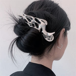 Barrettes à <span class=keywords><strong>cheveux</strong></span> en métal tendance et cool, style Y2K, grandes barrettes pour <span class=keywords><strong>cheveux</strong></span> épais - Product Image 1
