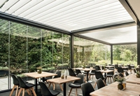 Pergola bioclimatique en aluminium avec toit à lames motorisées, éclairage LED, résistante au vent, imperméable, résistante aux UV, pour villa, jardin, bord de piscine