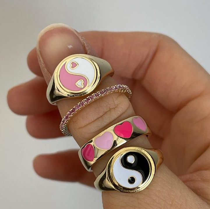 2021 Sommers chmuck Trendy Edelstahl Siegelringe Yin Yang Ring Pink Bunte klobige Ringe