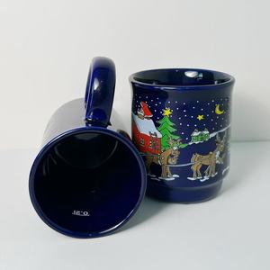 แก้วเซรามิกแบบกำหนดเองพร้อมหูจับ ลายคริสต์มาสสีน้ำเงิน สำหรับเป็นของขวัญวันหยุด - Product Image 3