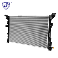 Radiateurs de système de refroidissement d'eau de voiture JD 40105 2465001303 Radiateurs de refroidissement d'huile pour Benz VIANO W246 14-MT Radiateur