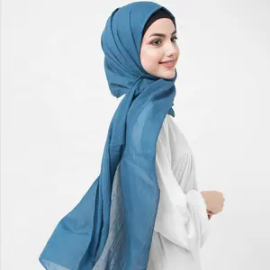 Newly designed custom plain voile square scarf hijab instant wholesale Muslim women cotton voile tudung bawal supplier