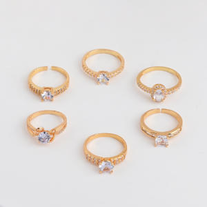 Anillos de Compromiso de Circonita Cúbica Chapados en Oro de 18K Estilo Vintage para Mujer Joyería de Aniversario Tipo Princesa - Product Image 5