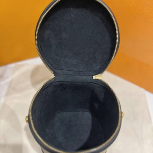 Bolso bandolera de diseño de lujo para mujer, moderno y clásico, con un diseño versátil e informal. - Product Image 2