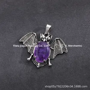 Collier à colonne hexagonale à pointe unique Halloween pour enfants avec pendentif en quartz rose améthyste naturelle et pendentif chauve-souris - Product Image 6