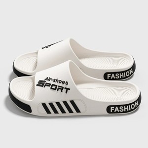 <span class=keywords><strong>2025</strong></span> xu hướng mới của nam giới ngoài trời chịu mài mòn Dép chống trượt dày dưới nhà Dép với tính năng mềm mại cho phòng tắm sử dụng - Product Image 4