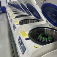 Centrífuga Médica Eléctrica con Carcasa Metálica, con Capacidad Máxima de 24 Compartimentos de 15 ml