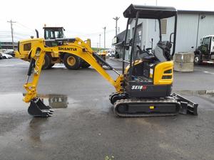 Mini-excavatrice sur chenilles Shantui SE18, pelle hydraulique compacte pour travaux d'aménagement paysager, agricoles, municipaux et de construction en espaces restreints - Product Image 3