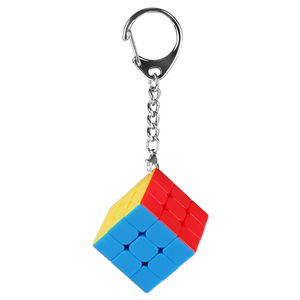 YUESHEN - Llavero <span class=keywords><strong>de</strong></span> <span class=keywords><strong>Cubo</strong></span> <span class=keywords><strong>de</strong></span> <span class=keywords><strong>Rubik</strong></span> Personalizado, Portátil, Mini, Coleccionable, con Formas Novedosas, para Niños y Adultos - Product Image 1