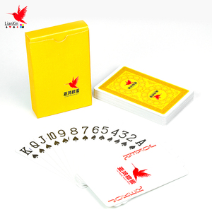Tùy Chỉnh Nhà Máy In Poker Chơi Thẻ 63*88Mm/57*87Mm Đóng Hộp Trò Chơi Đặt Giấy Chất Liệu Với Biểu Tượng Tùy Chỉnh Quảng Cáo - Product Image 3