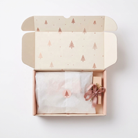 Boîte à courrier de Noël rose mignonne, design mini sapin de Noël, boîte cadeau en carton ondulé pour les emballages de petites entreprises pendant les fêtes