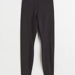 Nouveau leggings pour femmes de haute qualité avec impression personnalisée legging pour femmes respirant sur la taille logo personnalisé OEM - Product Image 6