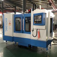 XH7126 Centre d'usinage vertical compact Fraiseuse CNC automatique multifonctionnelle Performances supérieures Contrôle GSK BT40