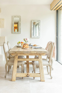Elegante Mesa de Comedor Moderna y Duradera de Madera Maciza Ecológica para Familias Numerosas, Hogares, Hoteles, Restaurantes y Villas - Product Image 5
