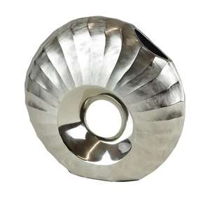 Vase à fleurs en aluminium de dernière génération en fonte d'aluminium - Product Image 2