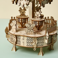 Modèle de carrousel en bois 3D en gros, puzzles en bois 3D DIY pour adultes, kit de décoration artisanale fait main