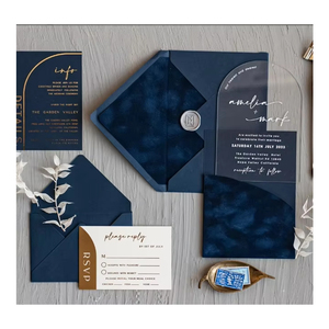 Invitación de Boda Arqueada de Acrílico Transparente Azul Marino de Lujo, Texto Blanco, Sobre de Terciopelo, Impresión Personalizada Moderna - Product Image 4