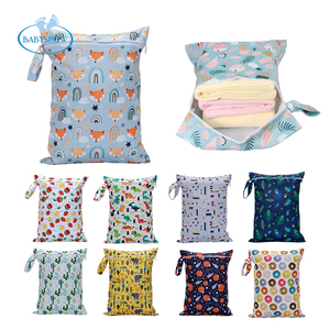<span class=keywords><strong>Sac</strong></span> humide réutilisable imperméable Babyshow 30*40cm <span class=keywords><strong>à</strong></span> poche unique, lavable, grand <span class=keywords><strong>sac</strong></span> de rangement pour les essentiels de bébé et les voyages - Product Image 1