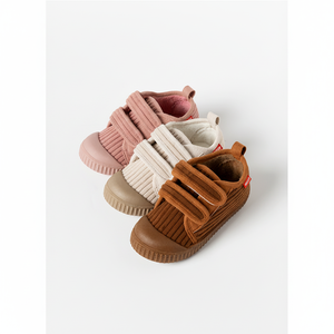 Chaussures confortables à enfiler de style coréen OZKIZ pour filles, mode hiver chaude pour les 2-6 ans, vente en gros - Product Image 2