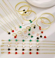 Collection de bijoux exquis en alliage radiant avec pendentif trèfle à cinq feuilles porte-bonheur, ensemble de bijoux ajustable et tendance
