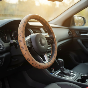 Funda de Volante de Lujo con Monograma Amarillo, de Cuero Suave al Tacto, Decoración para Auto, Resistente al Desgaste, Brillo Duradero, Antideslizante - Product Image 1