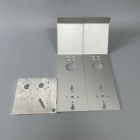 Fournisseur de tôles en aluminium anodisé de la série 6000 sur mesure 4x8 avec services de pliage, découpe, soudage et fabrication selon les normes européennes