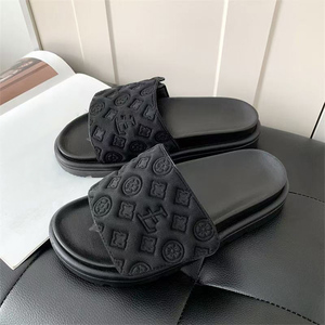 Vente en gros directe d'usine, pantoufles pour femmes en cuir véritable antidérapantes, à bout ouvert, avec logo embossé, de luxe, pour toutes les saisons - Product Image 5