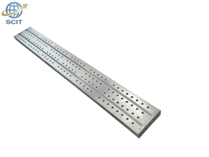 Pedane in Acciaio Zincato a Caldo 2m 3m 4m, Antiscivolo con Ganci Perforati per Cantieri Edili - Product Image 1