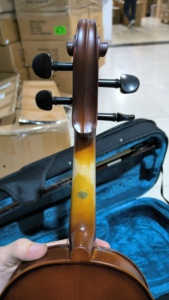 Violín Eléctrico Profesional Acústico VE102BE Chino de 4 Cuerdas con Soporte Sólido 4/4 y Estuche de Espuma Moldeada - Product Image 6