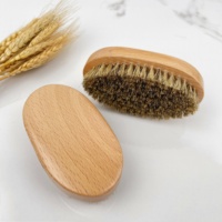 Private Label Ovale Buchenholz-Bartbürste mit Wildschweinborsten, Umweltfreundliche Rasier- und Pflegebürste für Männer, Gesichtspflege für Barbiere