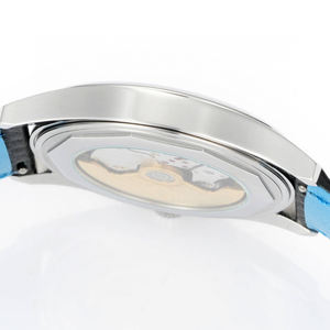 Montre-bracelet automatique haut de gamme pour homme 2026 HOT avec cadran texture carbone, aiguilles bleues accentuées, index lumineux et calendrier mécanique - Product Image 3