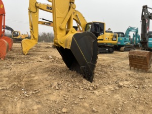 Excavadora de orugas grande Komatsu PC350 de segunda mano, modelo 2022, 35T, con sistema hidráulico, motor, bomba de engranajes y rodamientos para trabajos pesados. - Product Image 2