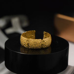 กำไลข้อมือแฟชั่น สแตนเลสสตีล 316L ชุบทอง PVD ทนทาน เป็นมิตรต่อสิ่งแวดล้อม - Product Image 3