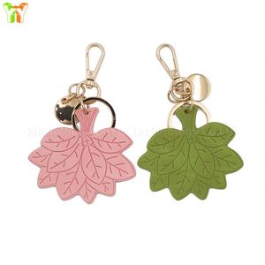 YY New Design Pomelo Leaf PU Leather Keychain Cut Leaf Bag Charm Pendant Portable <b>Creative</b> Keychain Promotion <b>Gifts</b> - Product Image 2
