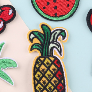 Parches de ropa bordados por computadora Hierro en <span class=keywords><strong>frutas</strong></span> Insignias de ropa de coco y <span class=keywords><strong>cactus</strong></span> - Product Image 2