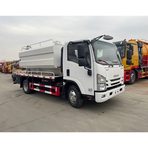 Pompe à vide diesel Isuzu 5-10 tonnes pour camions d'aspiration des eaux usées, fournie directement par l'usine, camion de nettoyage par aspiration à l'exportation - Product Image 3