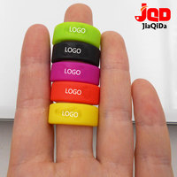 Bagues en silicone colorées personnalisées, non toxiques, avec logo personnalisé, pour cadeaux promotionnels