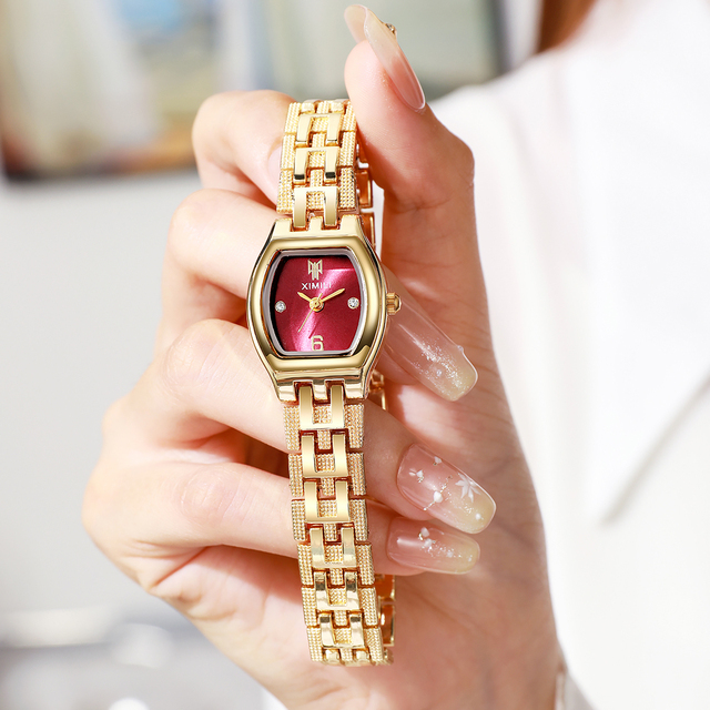 Ladies Fashion Dress Wristwatch Alloy Glass Red Dial Analog Quartz Women Watch Elegant Luxury Daily Gift