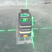 Niveau laser vert rotatif 360° à 12 lignes OEM ODM 3D, auto-nivelant, haute précision IP65, niveau laser de construction