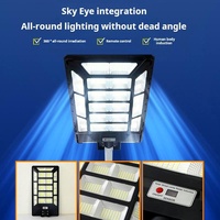 Lampe solaire LED tout-en-un 3000W 5000W avec panneau solaire à haute conversion, détecteur de mouvement et télécommande pour rue et cour