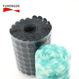 Punti Adesivi in Velcro Personalizzabili per Dimensione e Colore, Resistenti con Colla sul Retro per Fai-da-Te e Pellicola Protettiva - Product Image 3