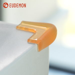 Protecteurs <span class=keywords><strong>d</strong></span>'<span class=keywords><strong>angle</strong></span> en silicone de qualité alimentaire à l'épreuve des bébés pour les meubles Protections <span class=keywords><strong>d</strong></span>'<span class=keywords><strong>angle</strong></span> extra épaisses Pare-chocs <span class=keywords><strong>d</strong></span>'<span class=keywords><strong>angle</strong></span> pour enfants - Product Image 4