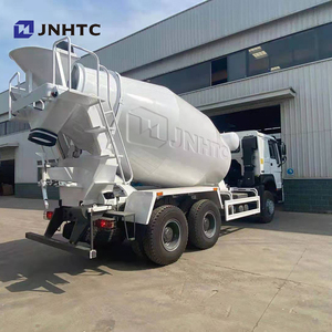 HOWO Sinotruk 9 Cubic <span class=keywords><strong>10m3</strong></span> 12cbm <span class=keywords><strong>Camion</strong></span> bétonnière Prix du <span class=keywords><strong>camion</strong></span> bétonnière - Product Image 4